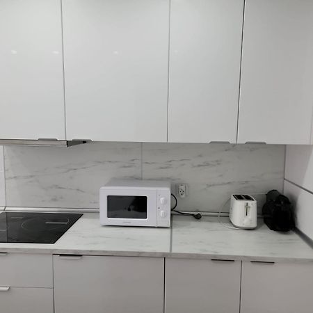 Jardines Del Puerto Apartment Marbella Luaran gambar