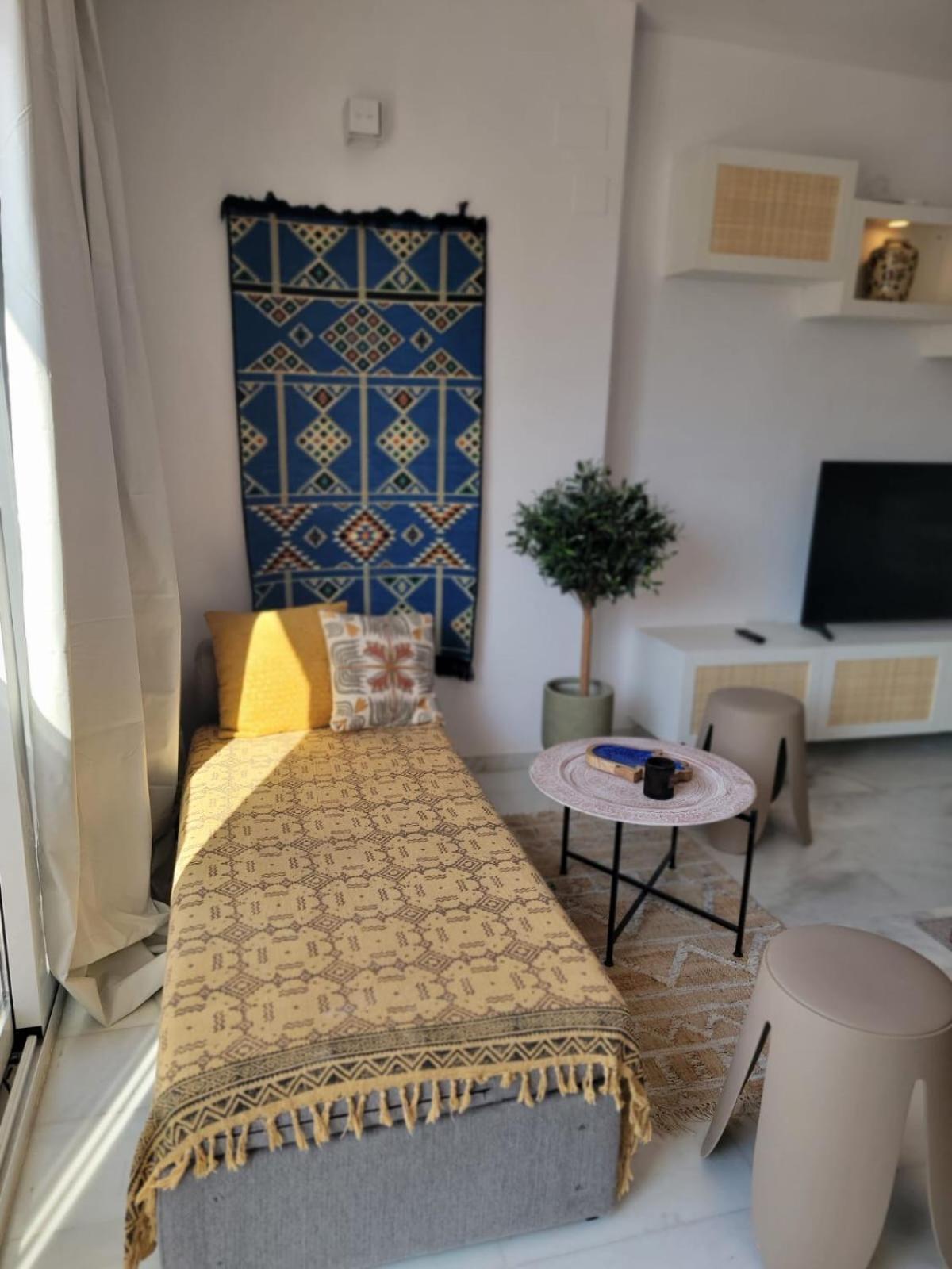 Jardines Del Puerto Apartment Marbella Luaran gambar